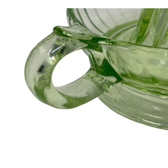 30s Juicer Citrus Reamer UV Reactive Vaseline Uranium Depression Era Glass - Picture 7 of 13